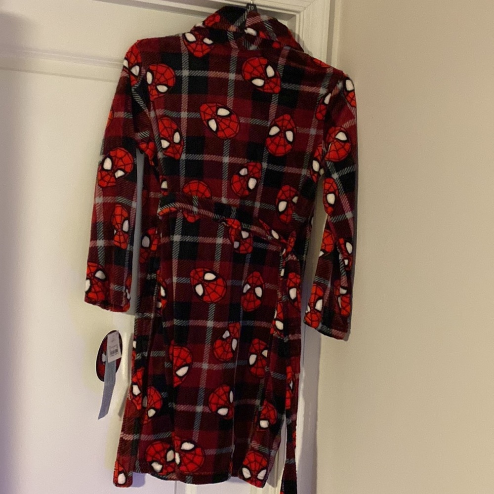 NWT Spider-Man Robe - Picture 5 of 5